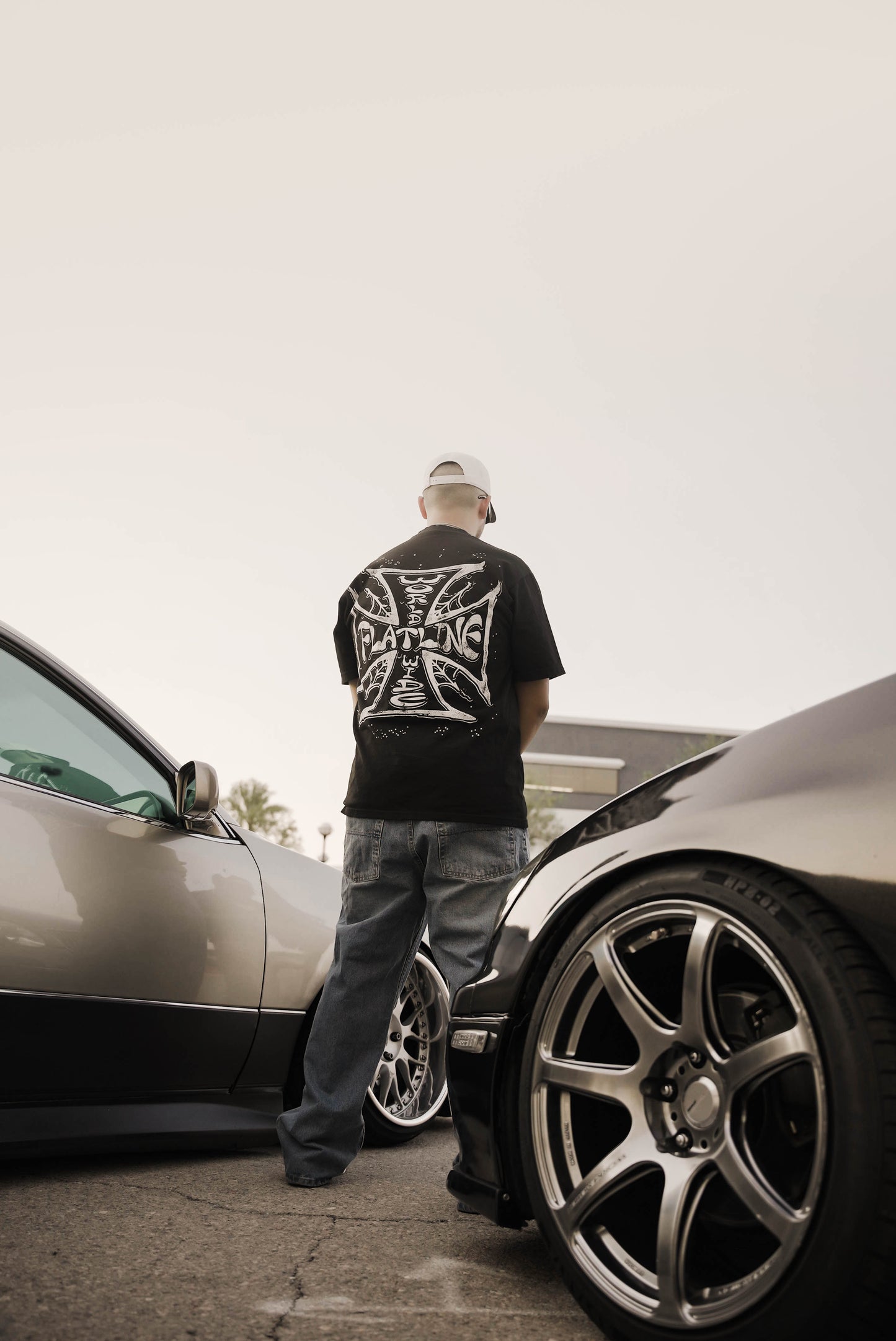 FLATLINE WORLDWIDE V2 T-SHIRT