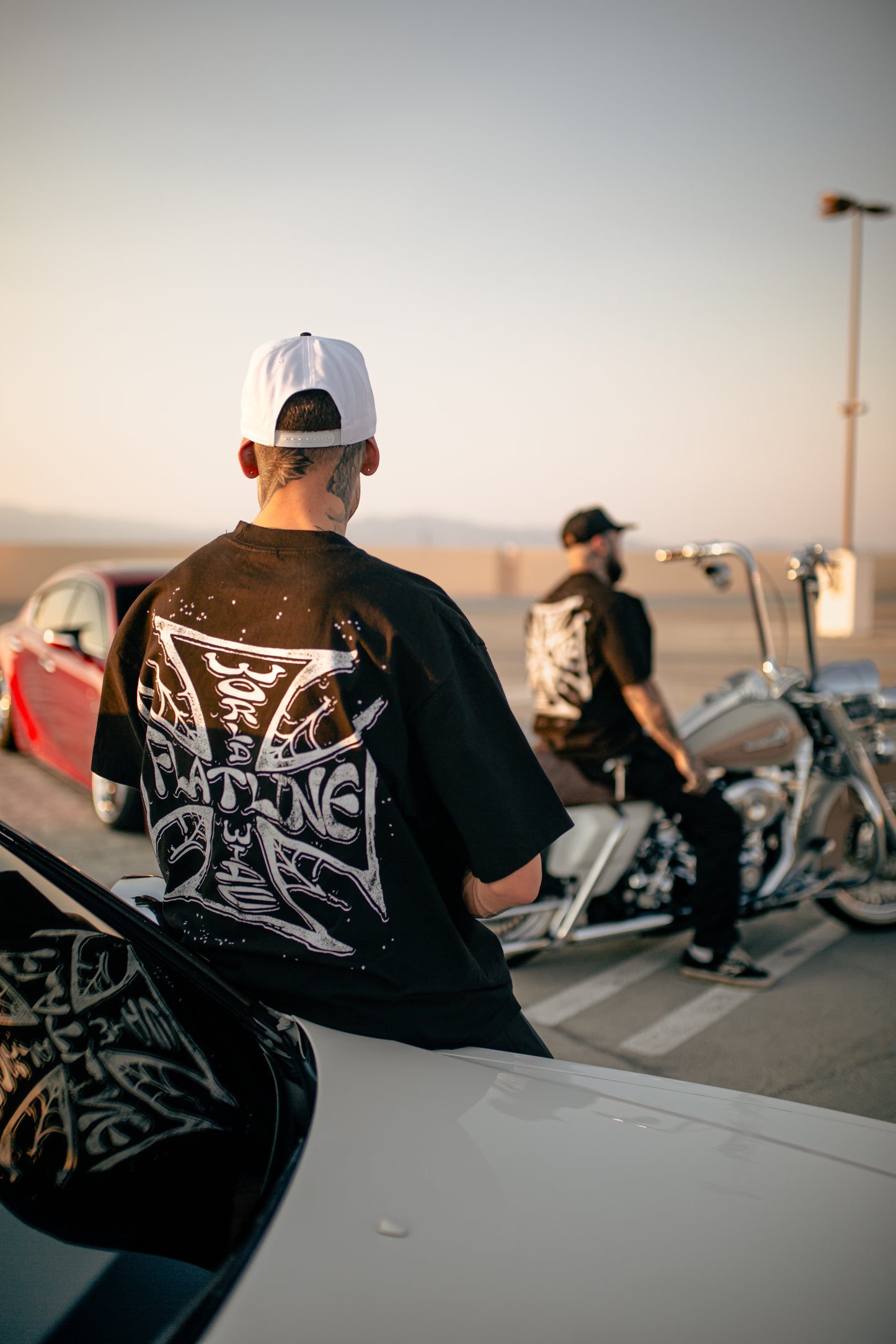 FLATLINE WORLDWIDE V2 T-SHIRT